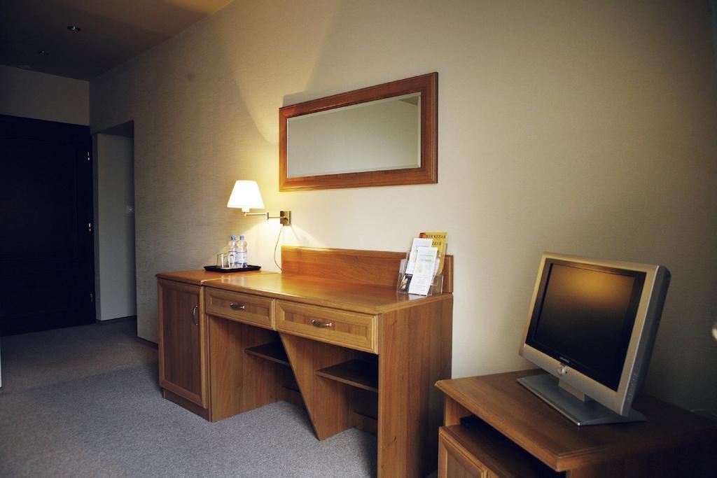 Hotel Zorza Намислув Номер фото