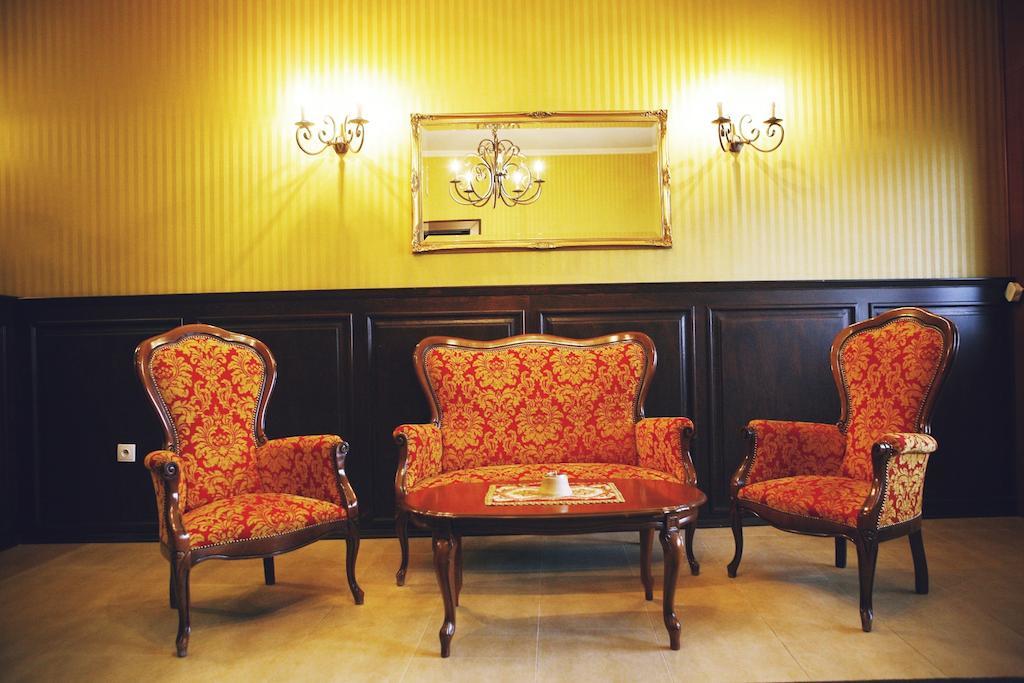 Hotel Zorza Намислув Екстер'єр фото